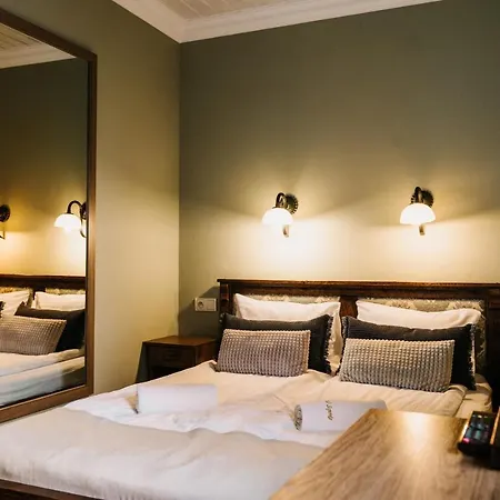 Bed & Breakfast Checz Kole Szperka *